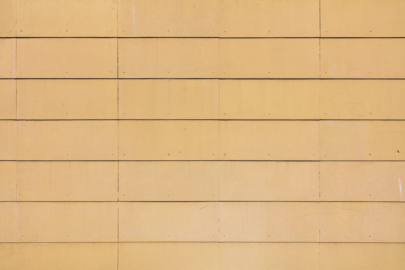 A bar chart showing average monthly expenses broken down by category.