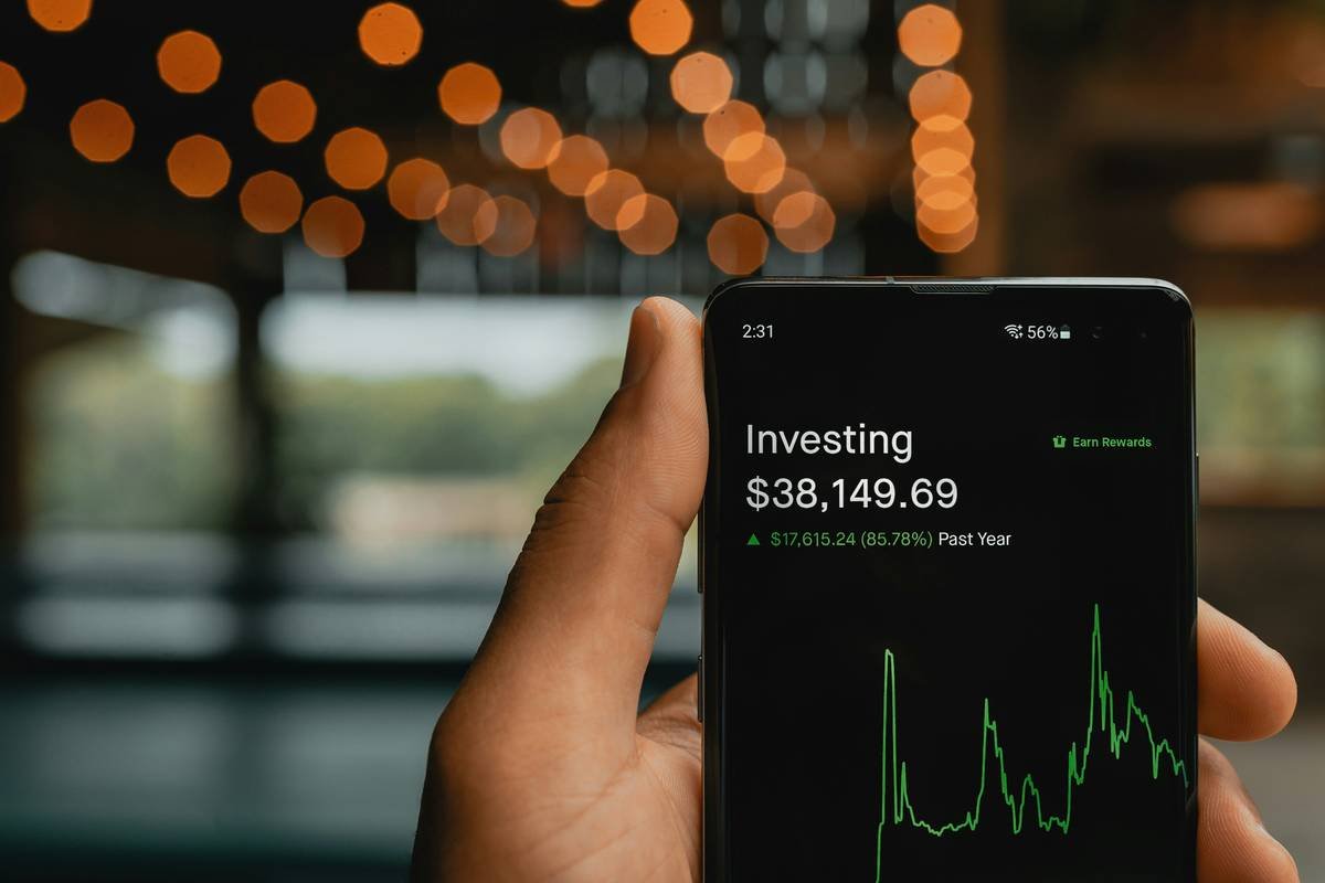 How to Master Your Investment Progress Report Using Coaching Apps in 2024